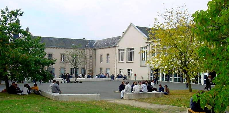 Montaigu - lycée SCA