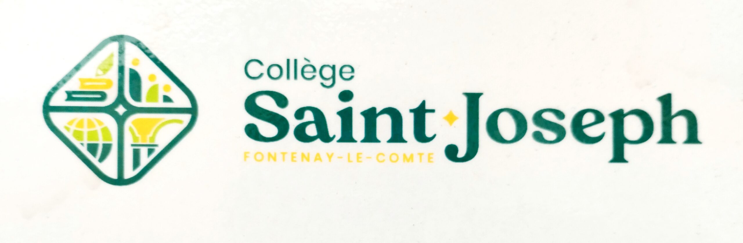 Nouveau_logo_du_collège_Saint-Joseph_(Fontenay-le-Comte)